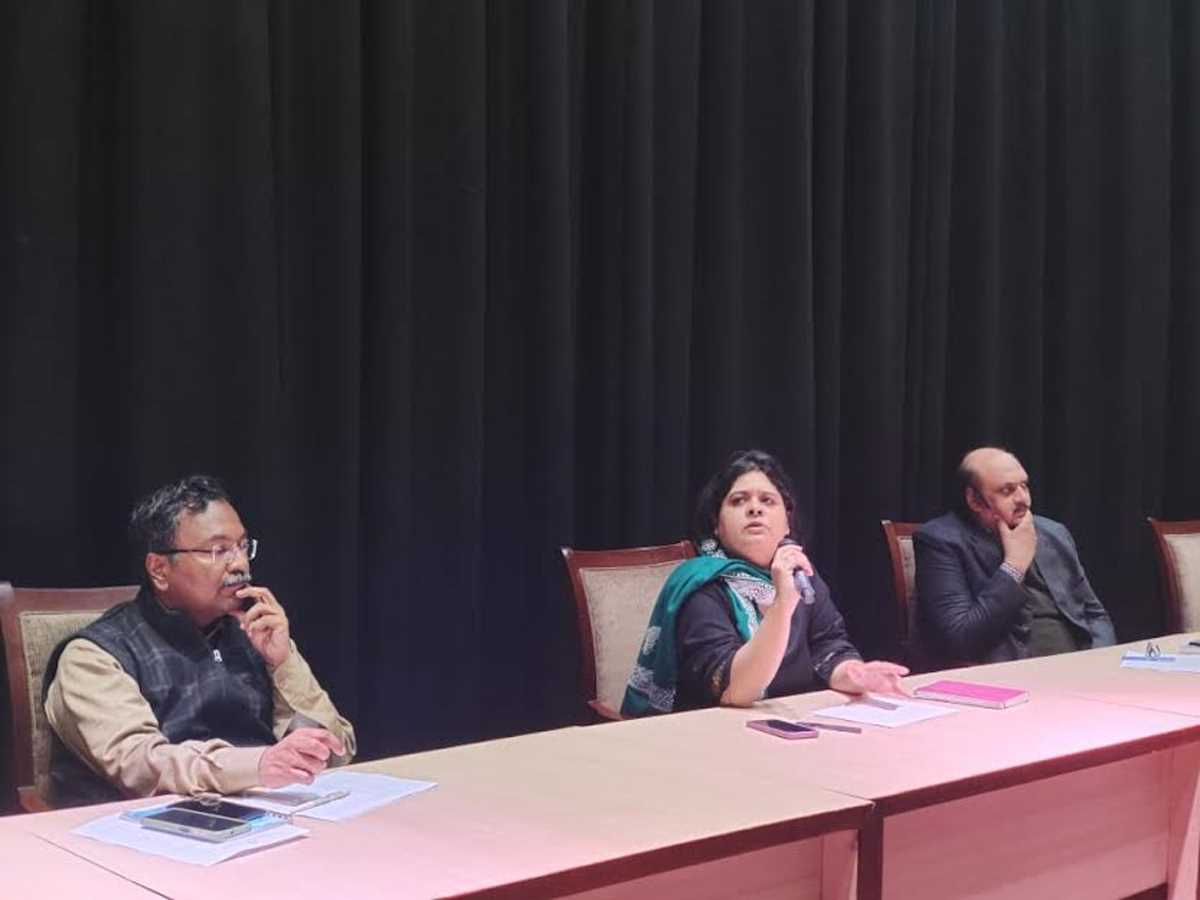 वेडिंग जोन में 98 पथ विक्रेताओं को ड्रा के जरिए मिला स्थायी ठिकाना